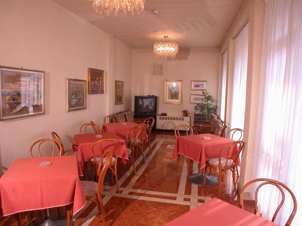 Hotel Belvedere Lido di Venezia Exterior photo